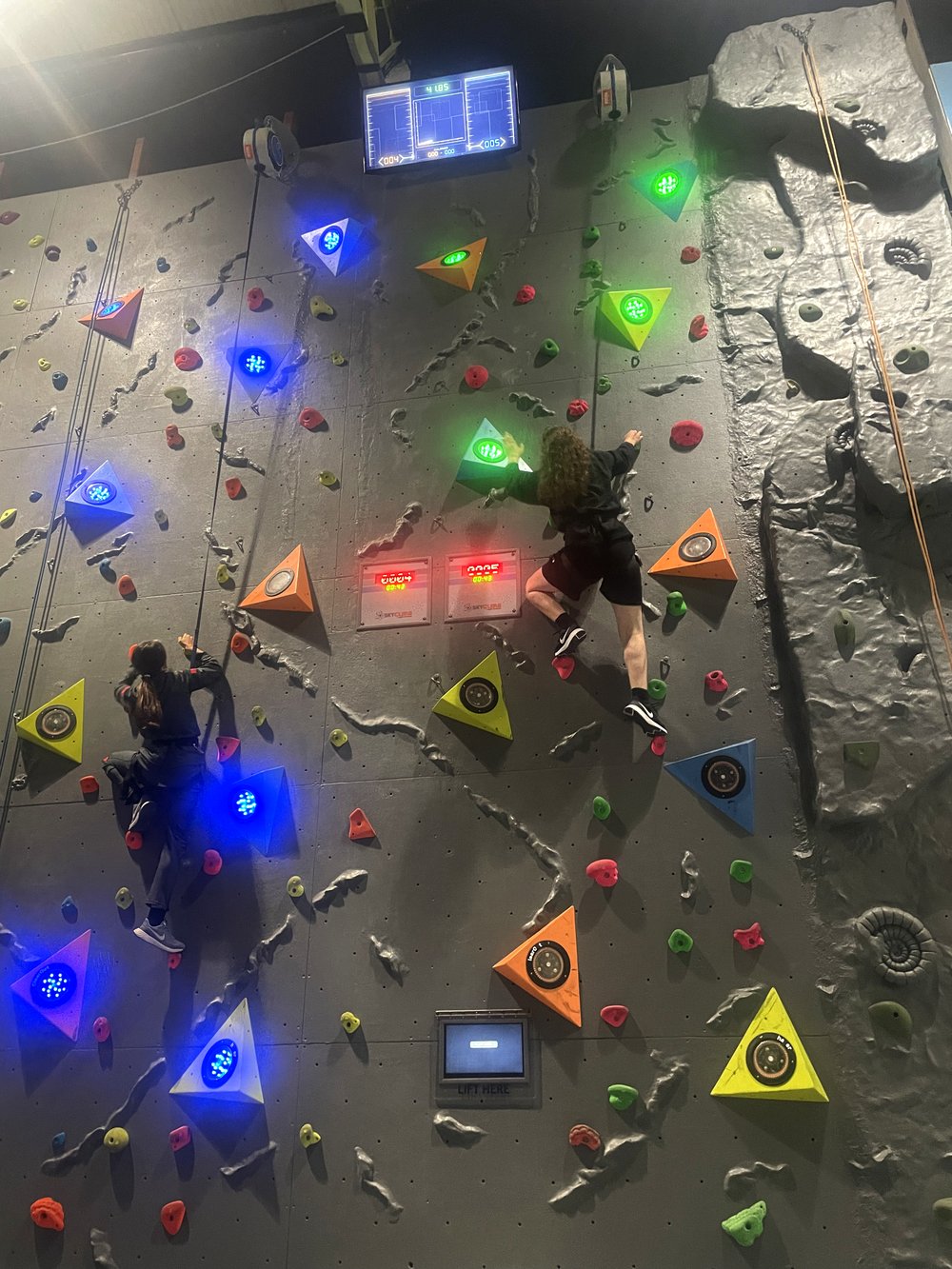 sky climb-04